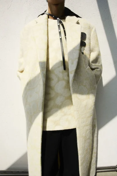 Look 27